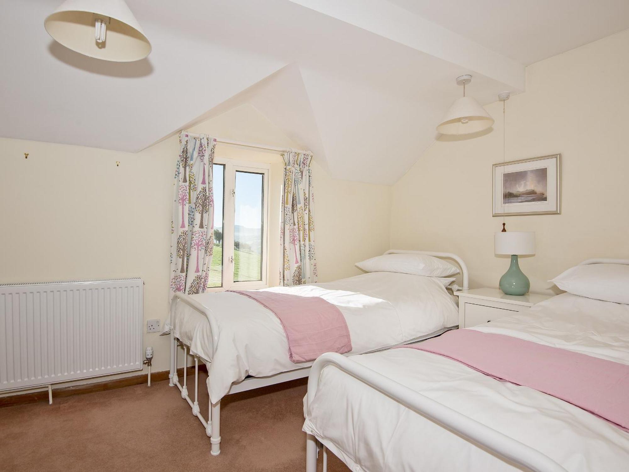 Cefn Bach Villa Capel Garmon Buitenkant foto
